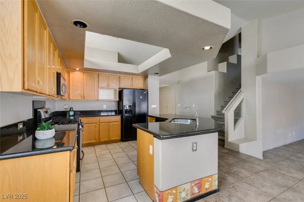 9851 Silver Dew, Las Vegas, NV 89183