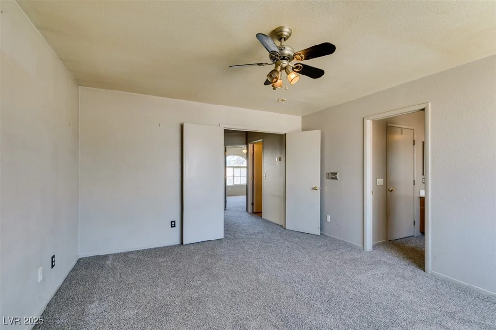 9851 Silver Dew, Las Vegas, NV 89183
