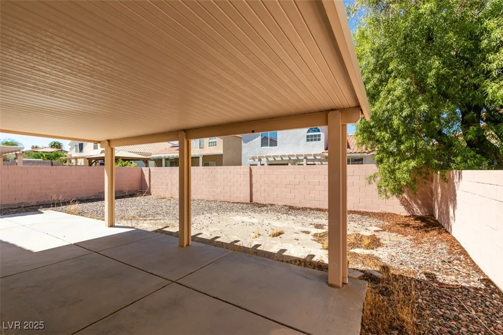 9851 Silver Dew, Las Vegas, NV 89183