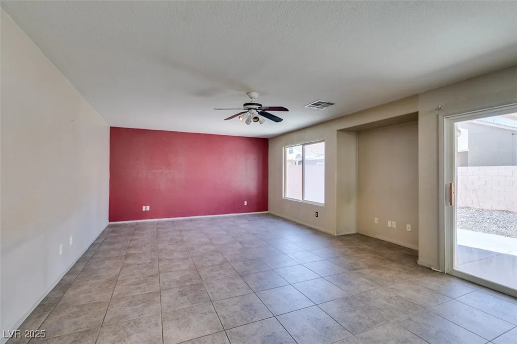 9851 Silver Dew, Las Vegas, NV 89183