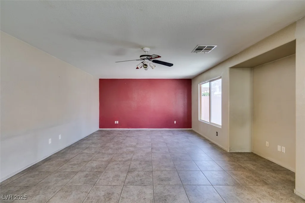 9851 Silver Dew, Las Vegas, NV 89183