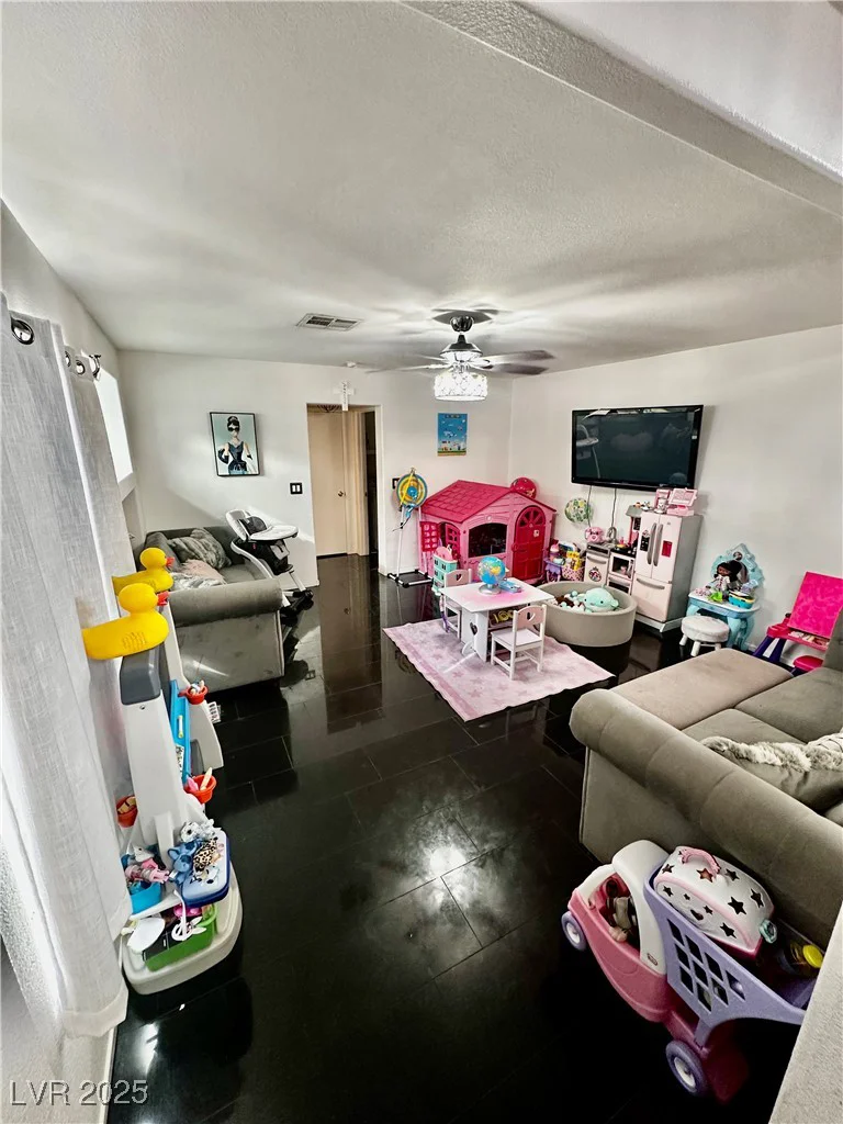 3571 Campbell, Las Vegas, NV 89129
