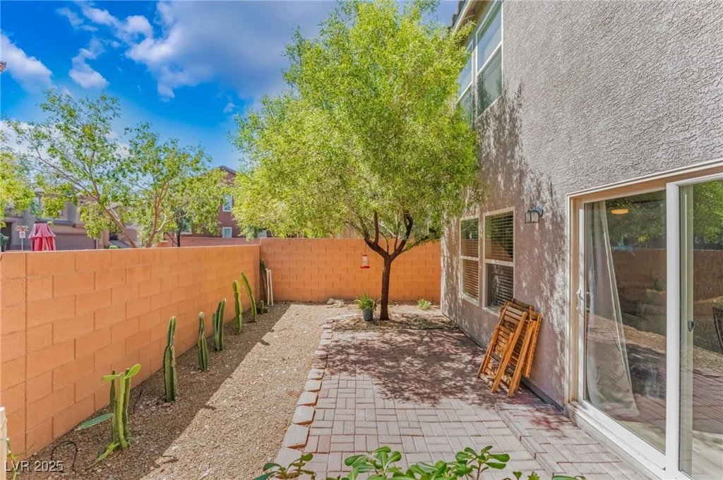 9013 Boston Springs, Las Vegas, NV 89149