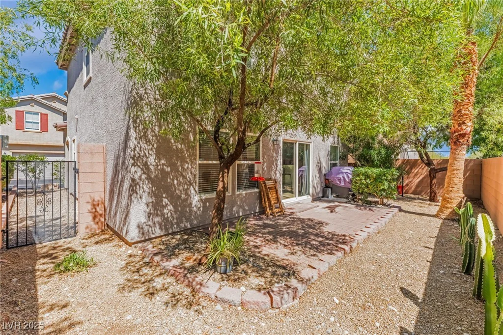 9013 Boston Springs, Las Vegas, NV 89149