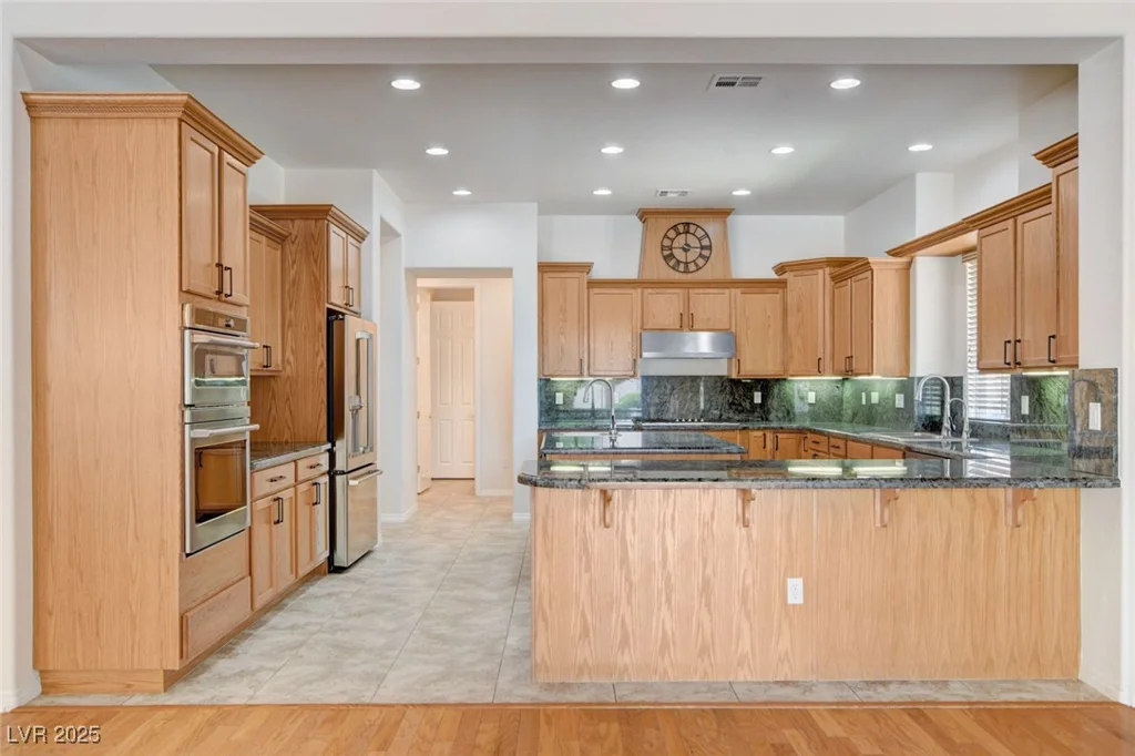 7504 Via Del Mar, Las Vegas, NV 89131