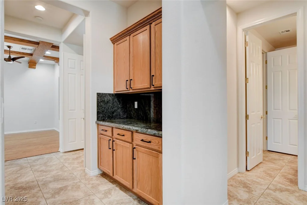7504 Via Del Mar, Las Vegas, NV 89131