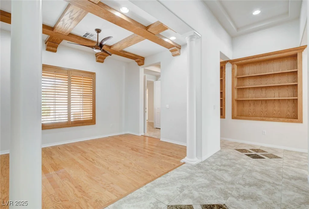 7504 Via Del Mar, Las Vegas, NV 89131
