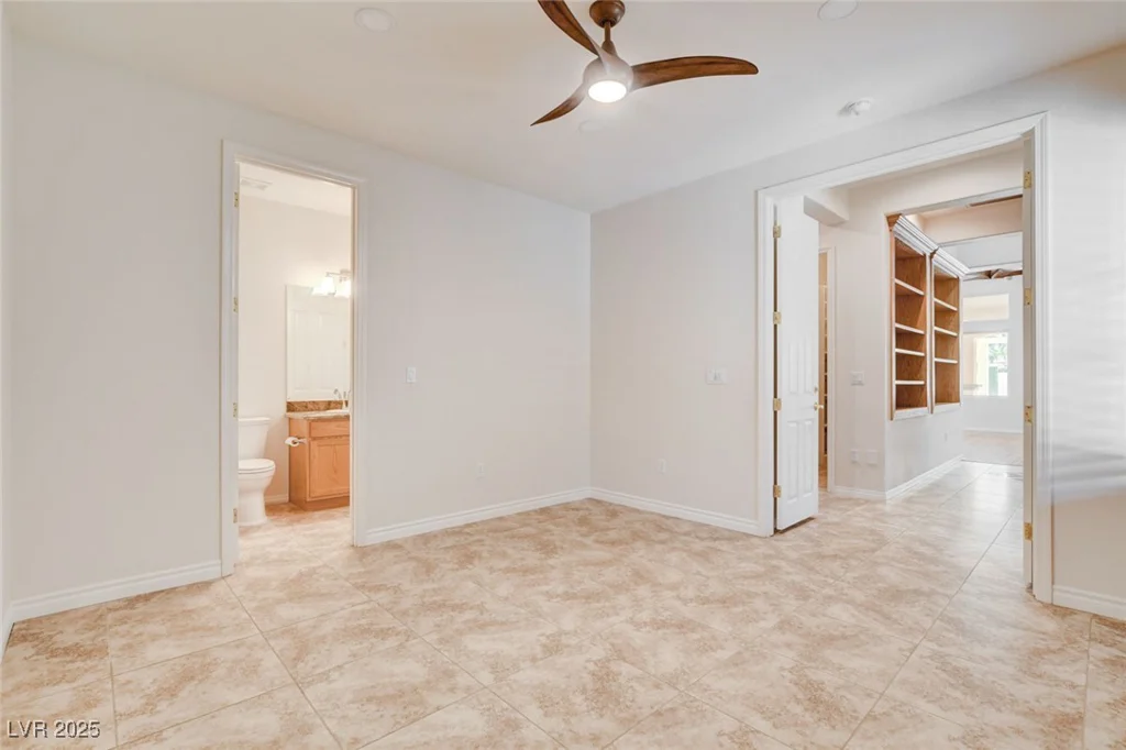 7504 Via Del Mar, Las Vegas, NV 89131