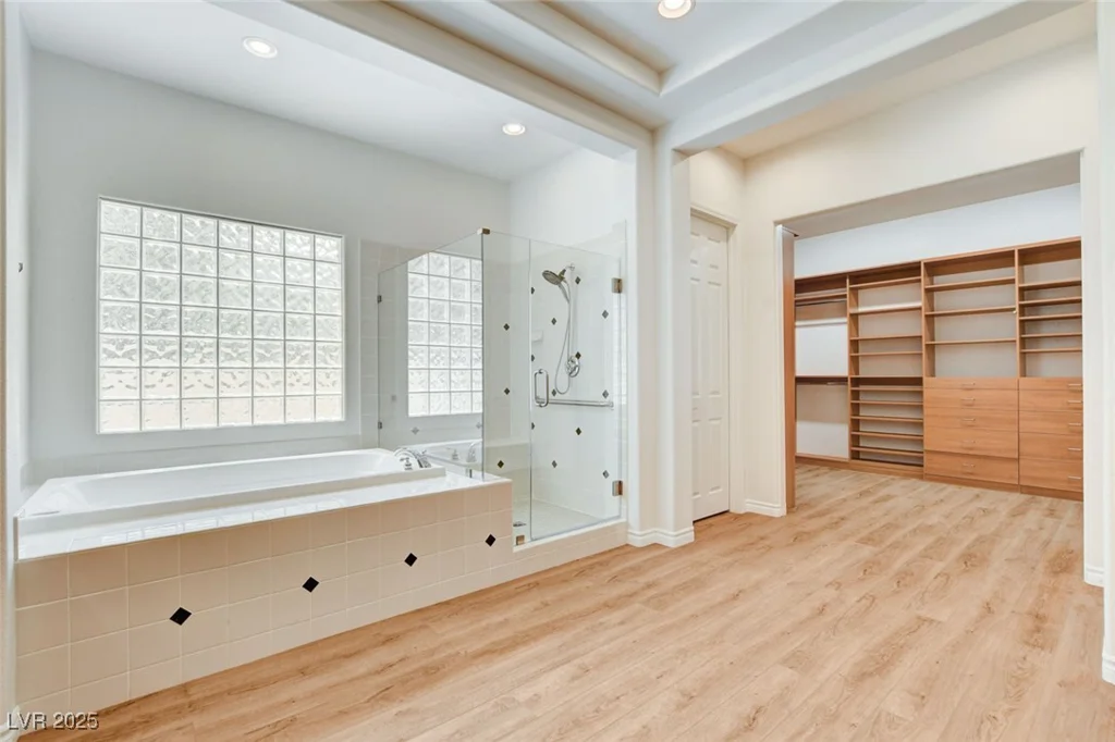 7504 Via Del Mar, Las Vegas, NV 89131