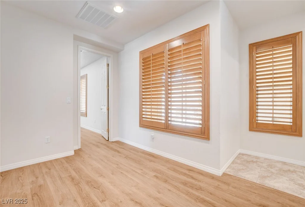7504 Via Del Mar, Las Vegas, NV 89131