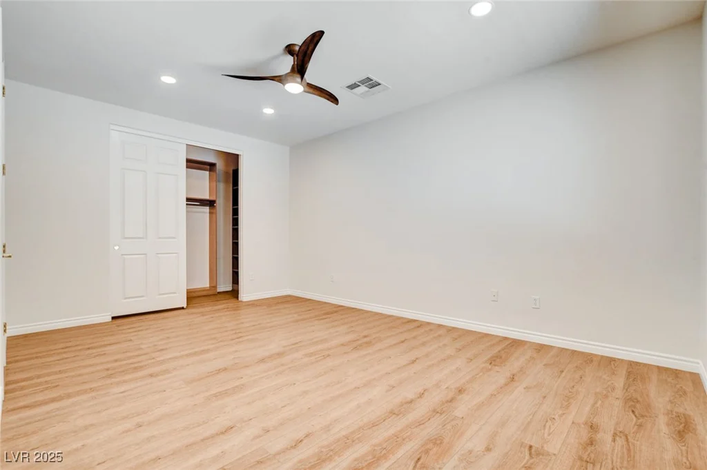7504 Via Del Mar, Las Vegas, NV 89131