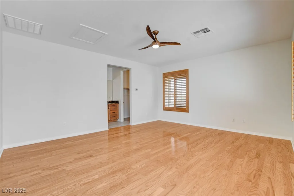 7504 Via Del Mar, Las Vegas, NV 89131