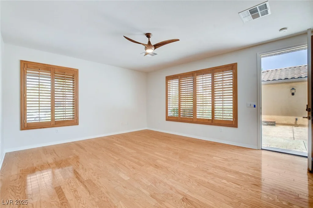 7504 Via Del Mar, Las Vegas, NV 89131