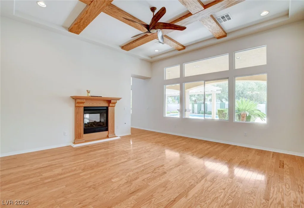 7504 Via Del Mar, Las Vegas, NV 89131