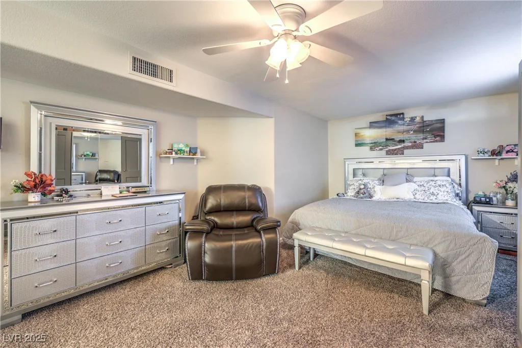 8056 Cimarron Ridge, Las Vegas, NV 89128