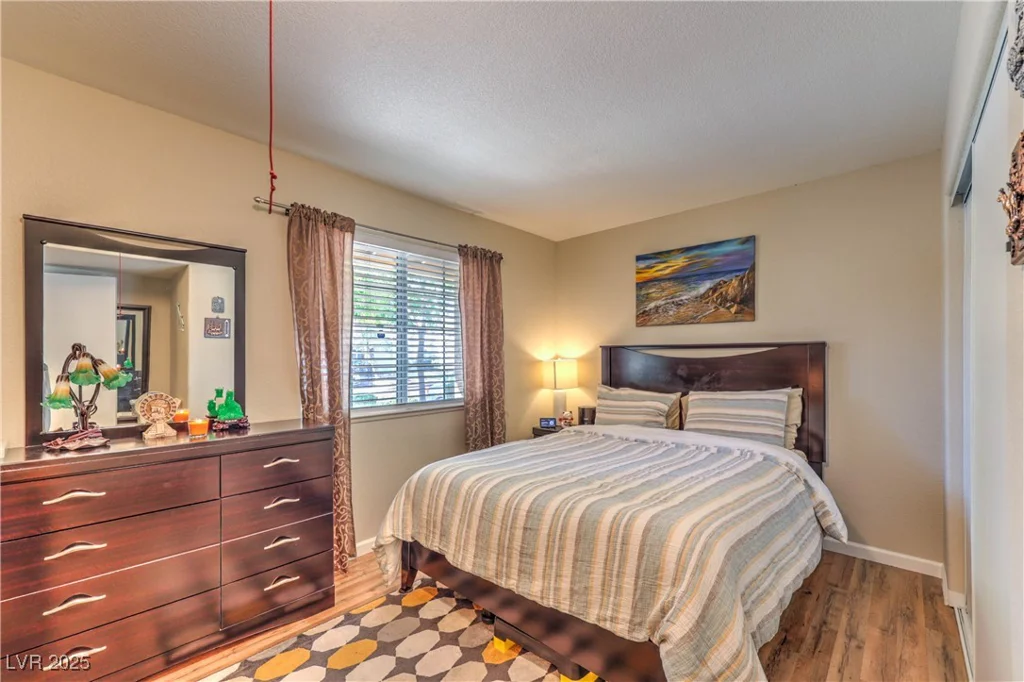 8056 Cimarron Ridge, Las Vegas, NV 89128