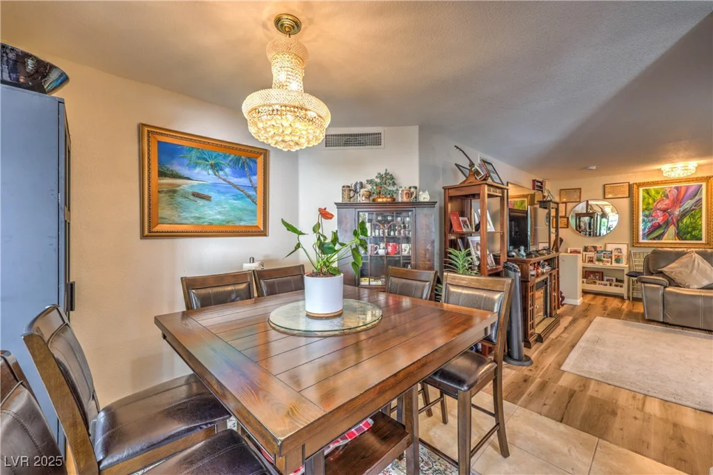 8056 Cimarron Ridge, Las Vegas, NV 89128