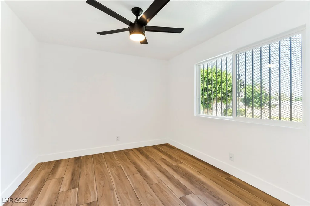 5078 Mountain Vista, Las Vegas, NV 89120