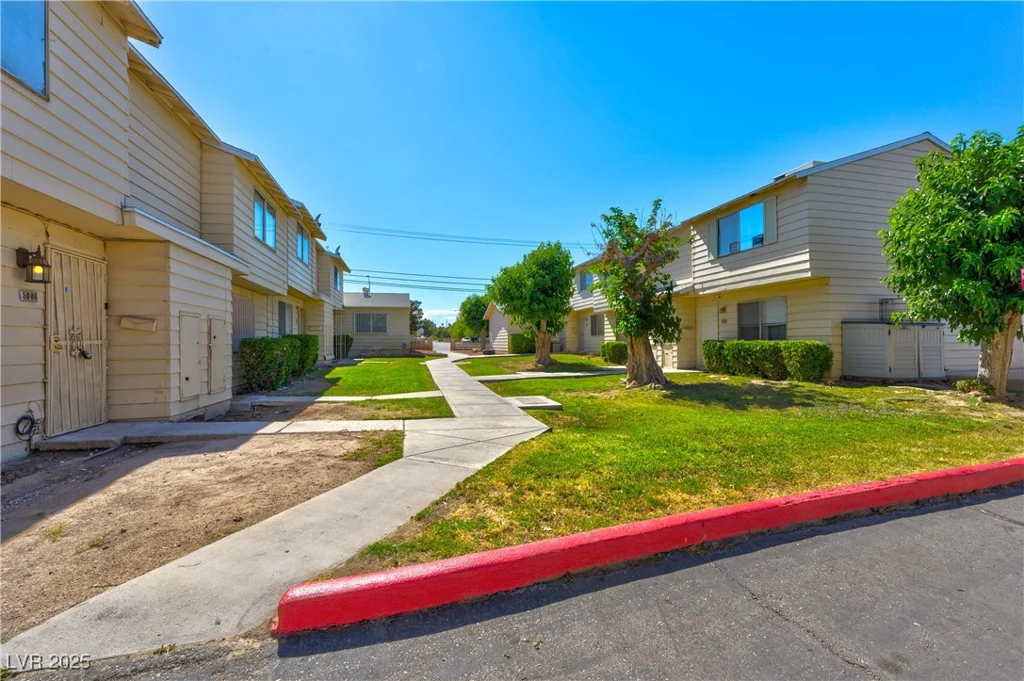 5078 Mountain Vista, Las Vegas, NV 89120