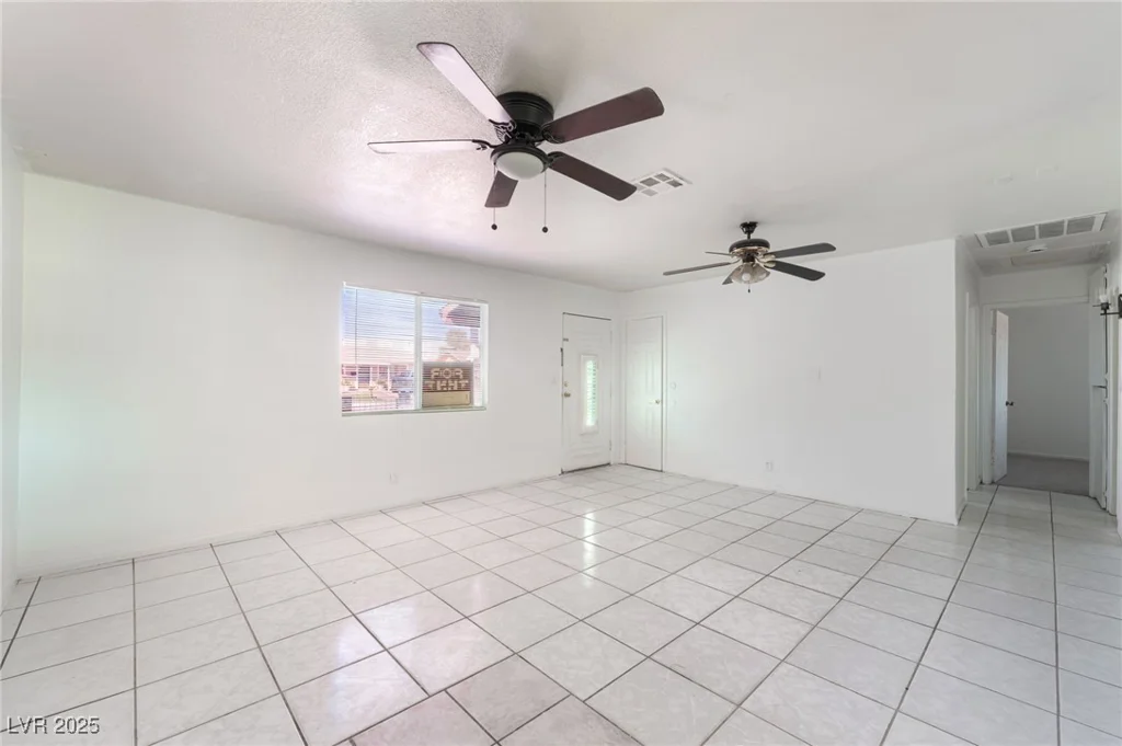 3712 Loyola, North Las Vegas, NV 89030