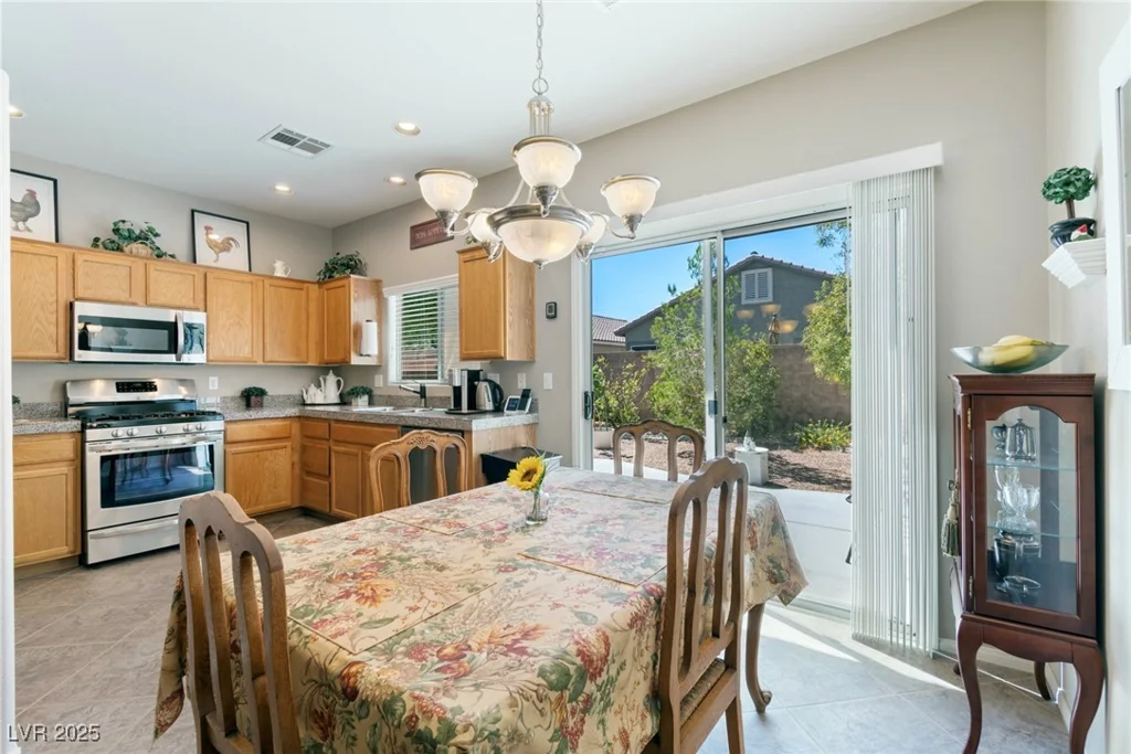 6243 Tierra Cove, North Las Vegas, NV 89081