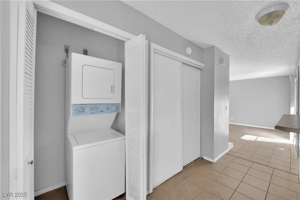 227 Lamb, Las Vegas, NV 89110