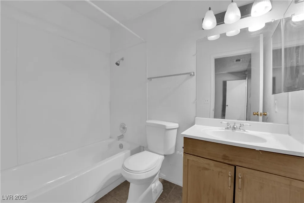227 Lamb, Las Vegas, NV 89110