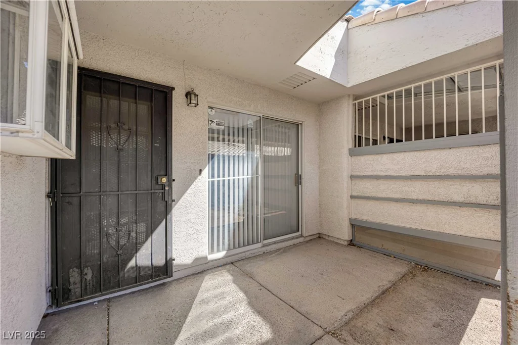 227 Lamb, Las Vegas, NV 89110