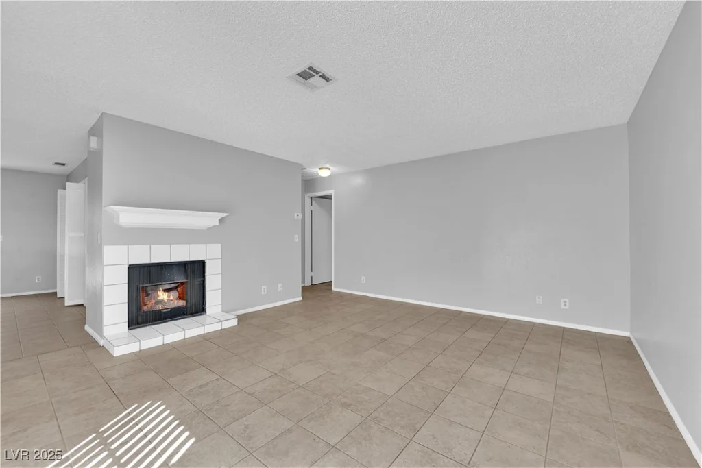 227 Lamb, Las Vegas, NV 89110
