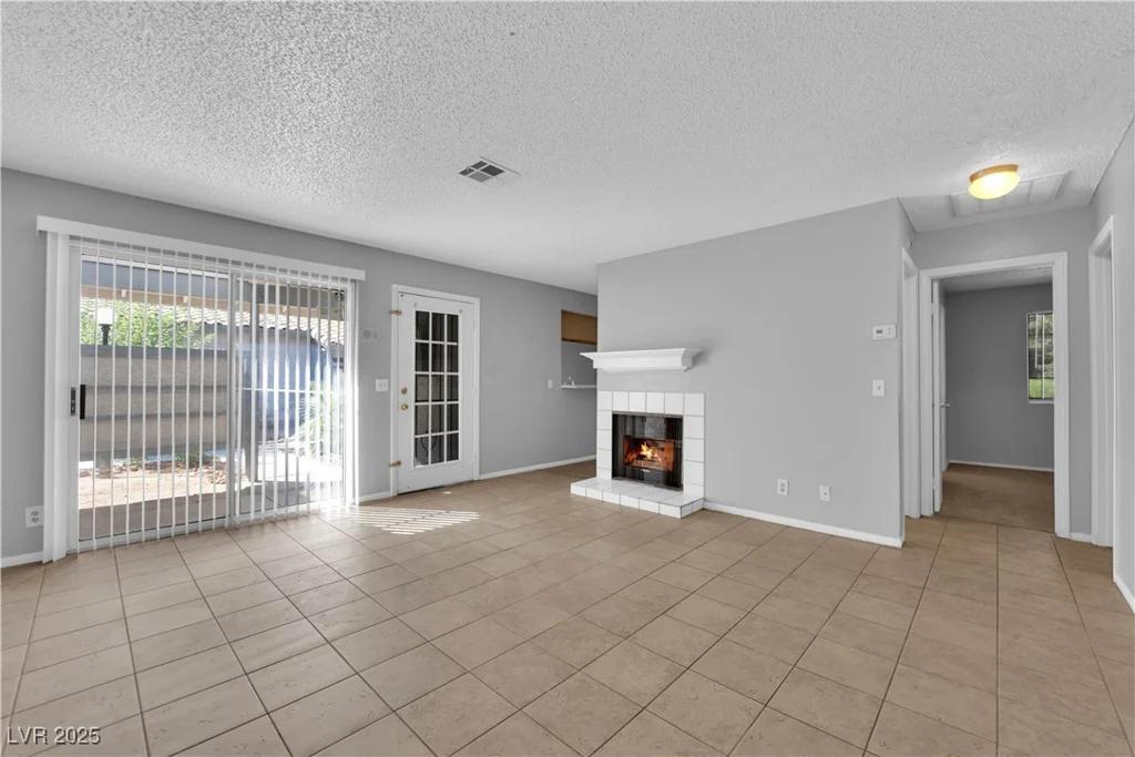 227 Lamb, Las Vegas, NV 89110