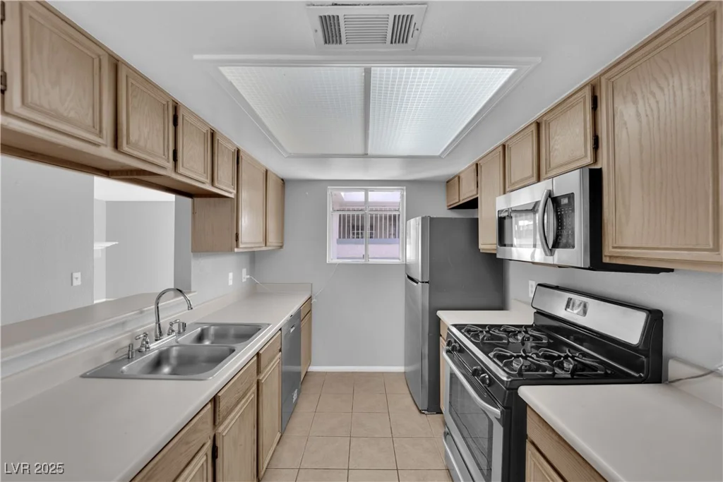 227 Lamb, Las Vegas, NV 89110