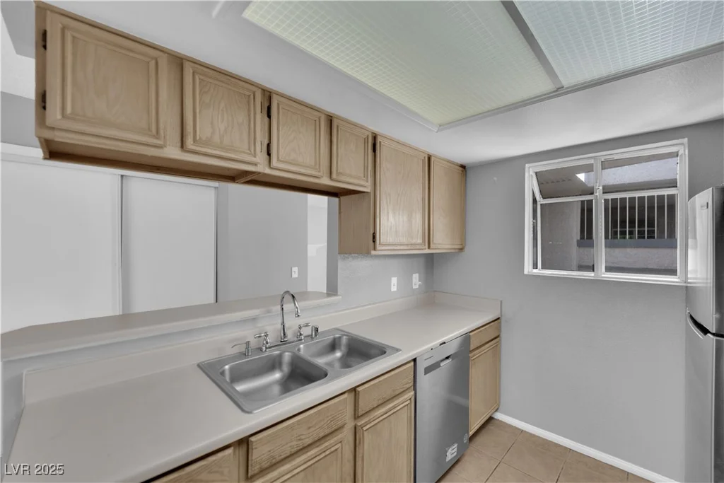 227 Lamb, Las Vegas, NV 89110