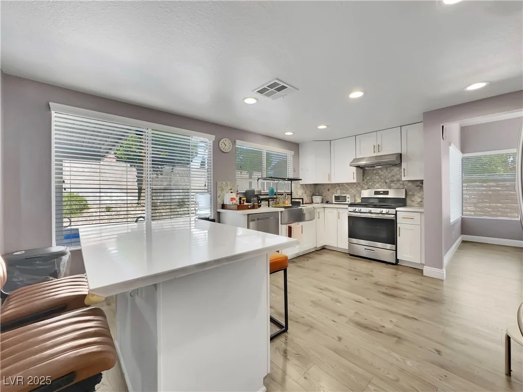 4727 Siegfried, Las Vegas, NV 89147