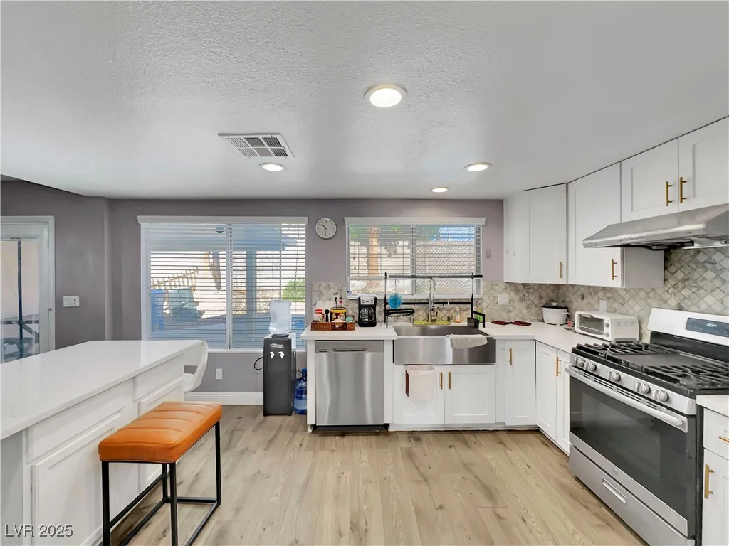 4727 Siegfried, Las Vegas, NV 89147