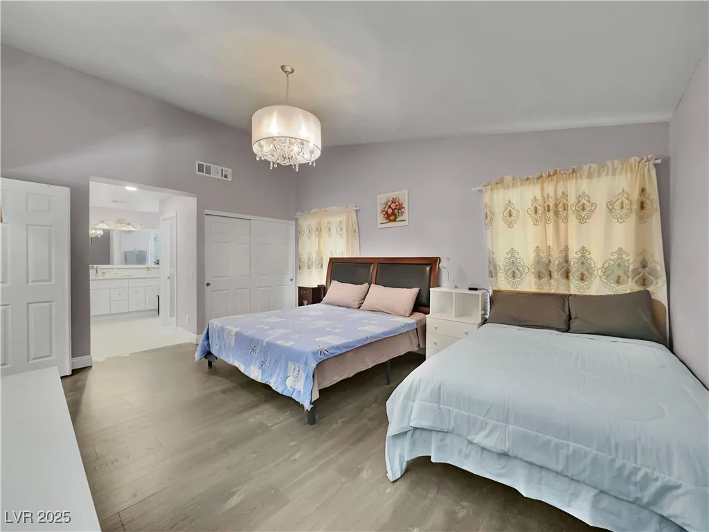 4727 Siegfried, Las Vegas, NV 89147