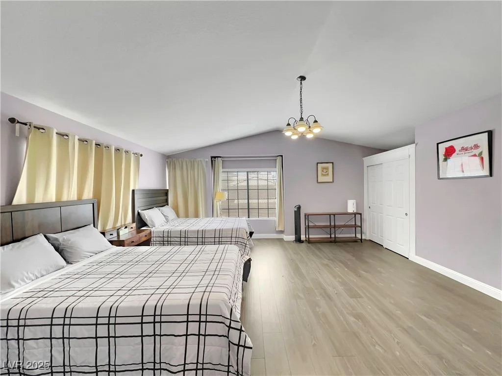 4727 Siegfried, Las Vegas, NV 89147