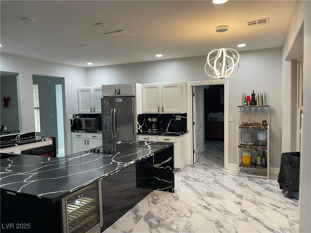 6480 Oquendo, Las Vegas, NV 89118