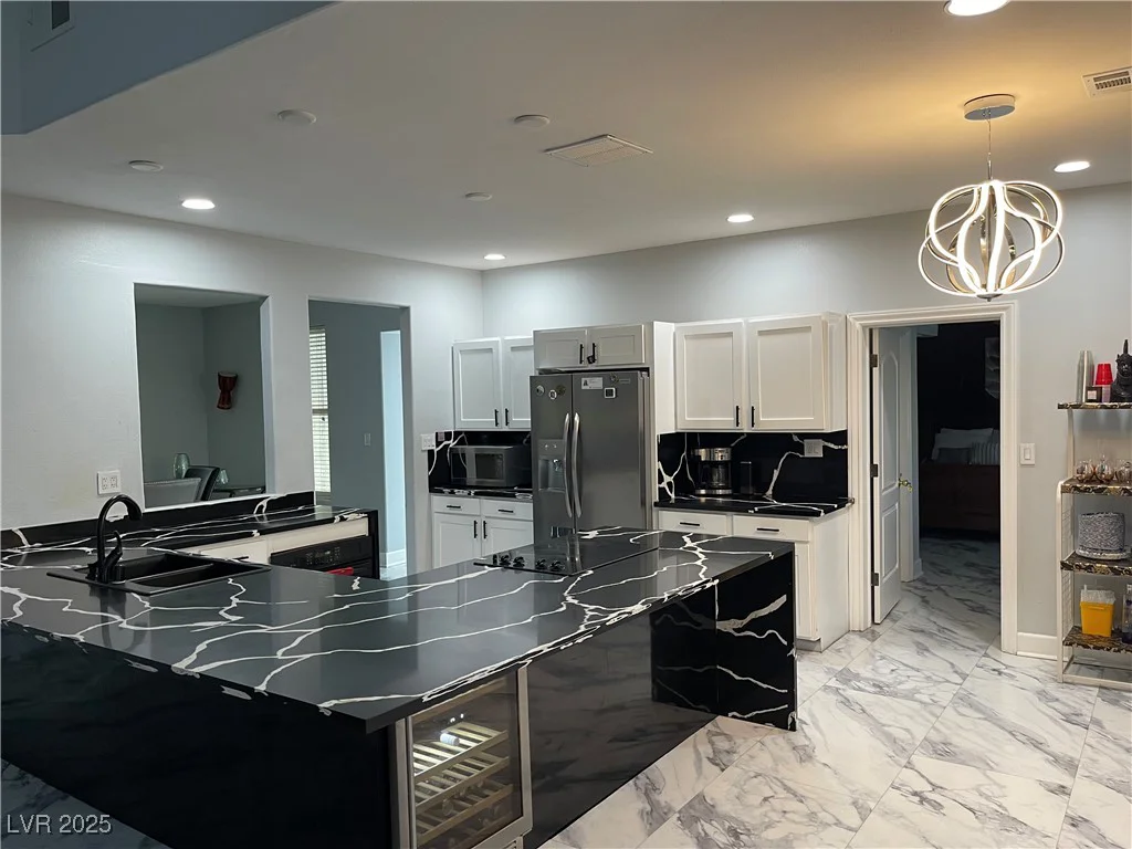 6480 Oquendo, Las Vegas, NV 89118