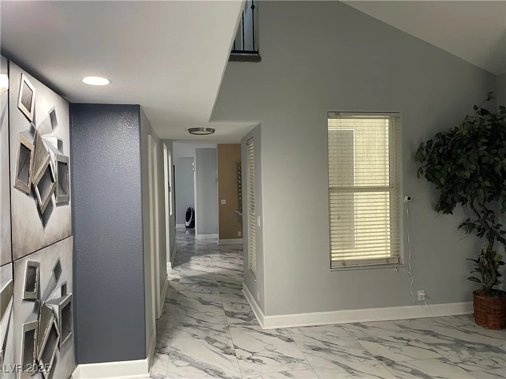 6480 Oquendo, Las Vegas, NV 89118