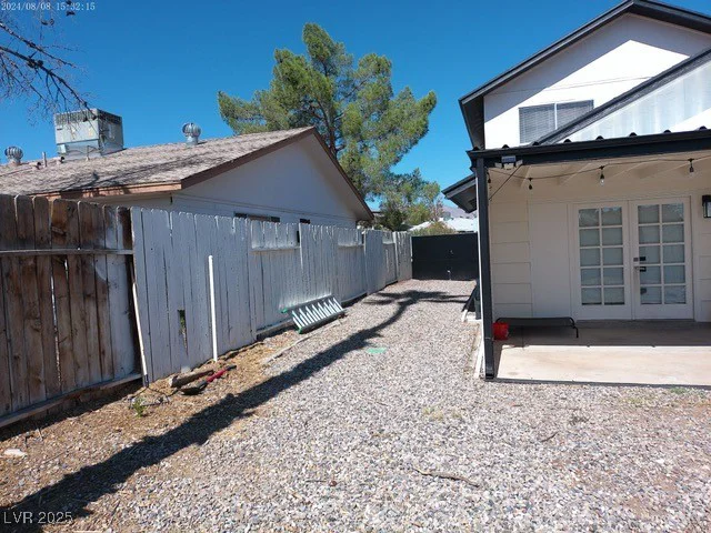809 Peacock, Las Vegas, NV 89145