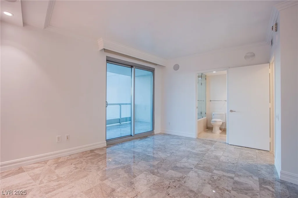 322 Karen, Las Vegas, NV 89109