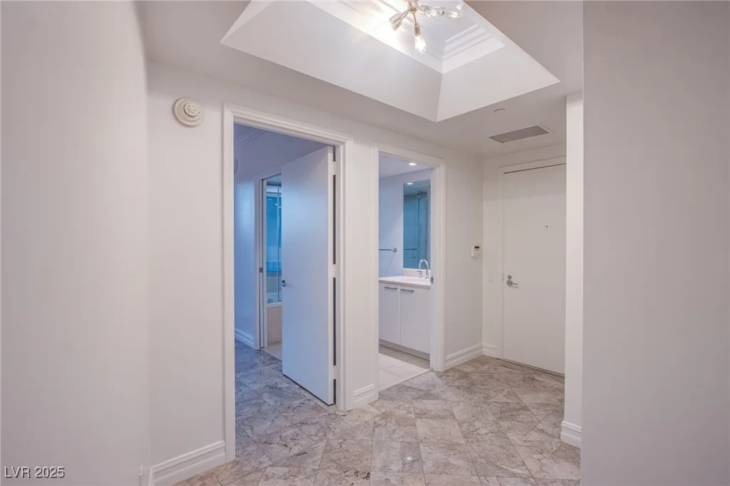 322 Karen, Las Vegas, NV 89109