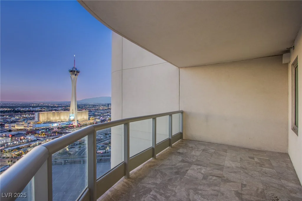 322 Karen, Las Vegas, NV 89109