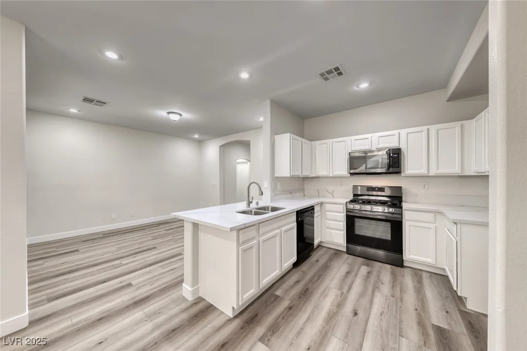 6554 Roundstone Bog, Las Vegas, NV 89139