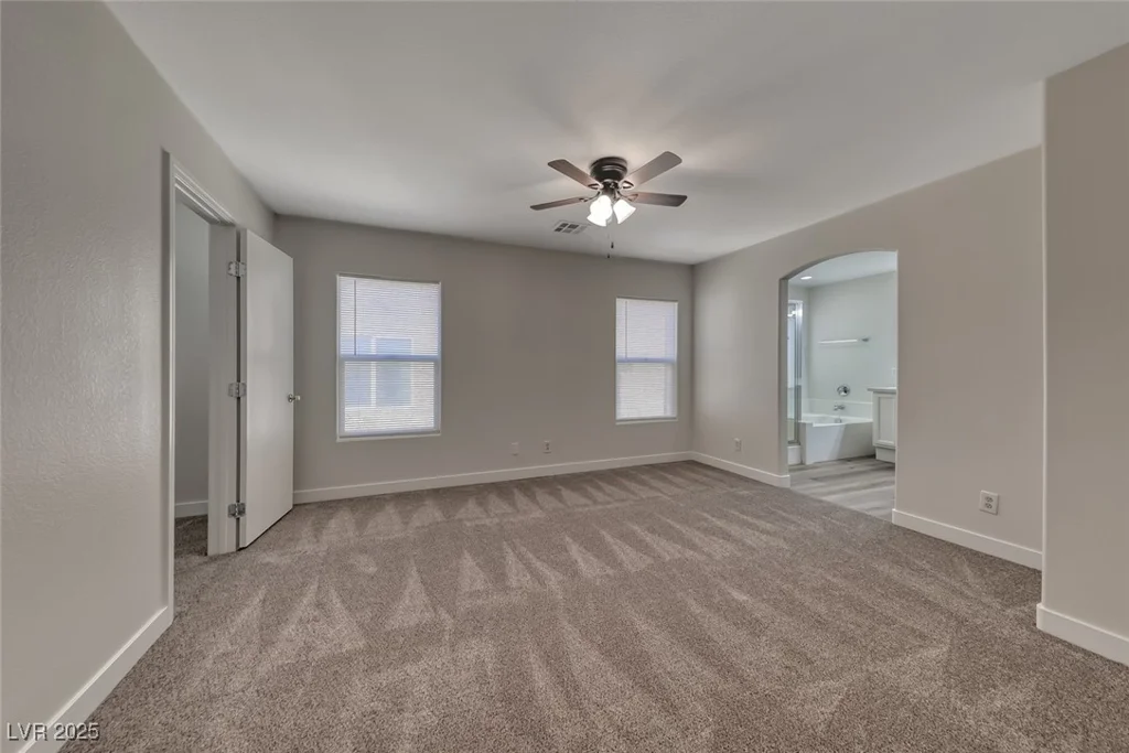 6554 Roundstone Bog, Las Vegas, NV 89139