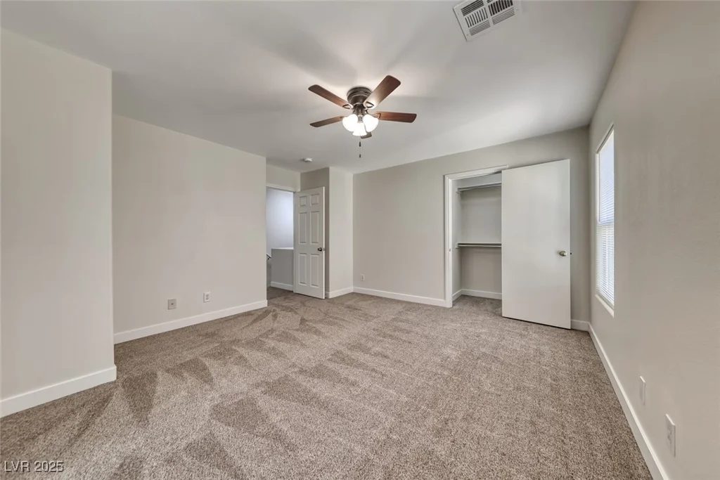 6554 Roundstone Bog, Las Vegas, NV 89139