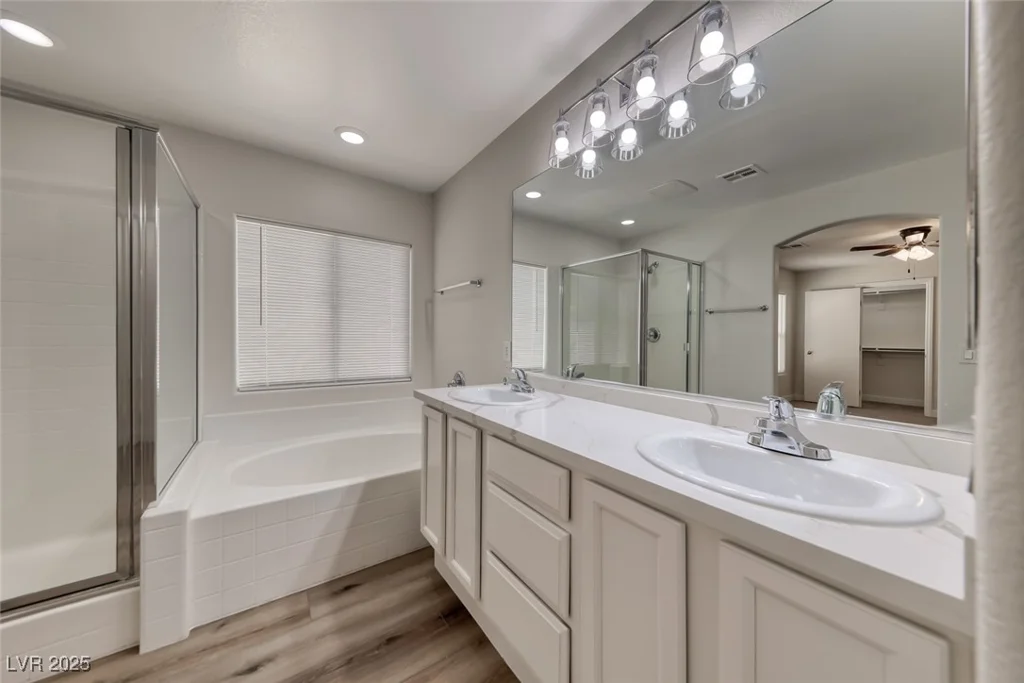 6554 Roundstone Bog, Las Vegas, NV 89139