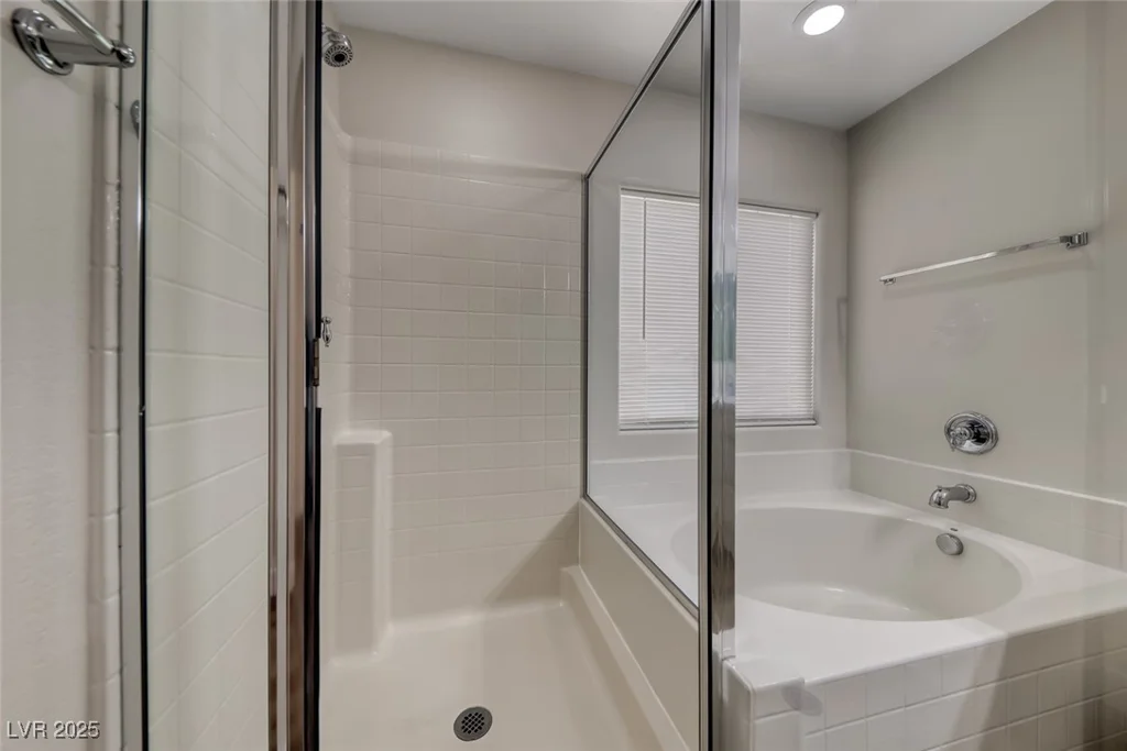 6554 Roundstone Bog, Las Vegas, NV 89139