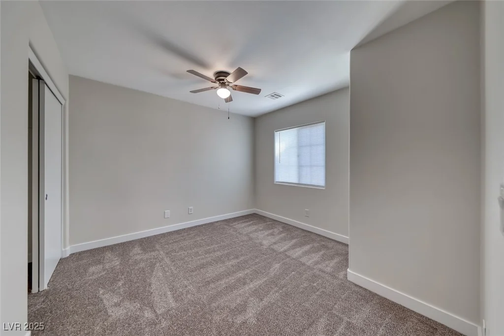 6554 Roundstone Bog, Las Vegas, NV 89139