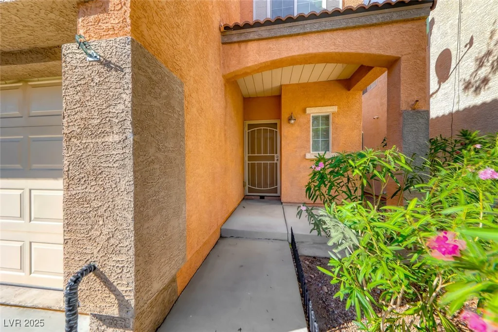 6554 Roundstone Bog, Las Vegas, NV 89139